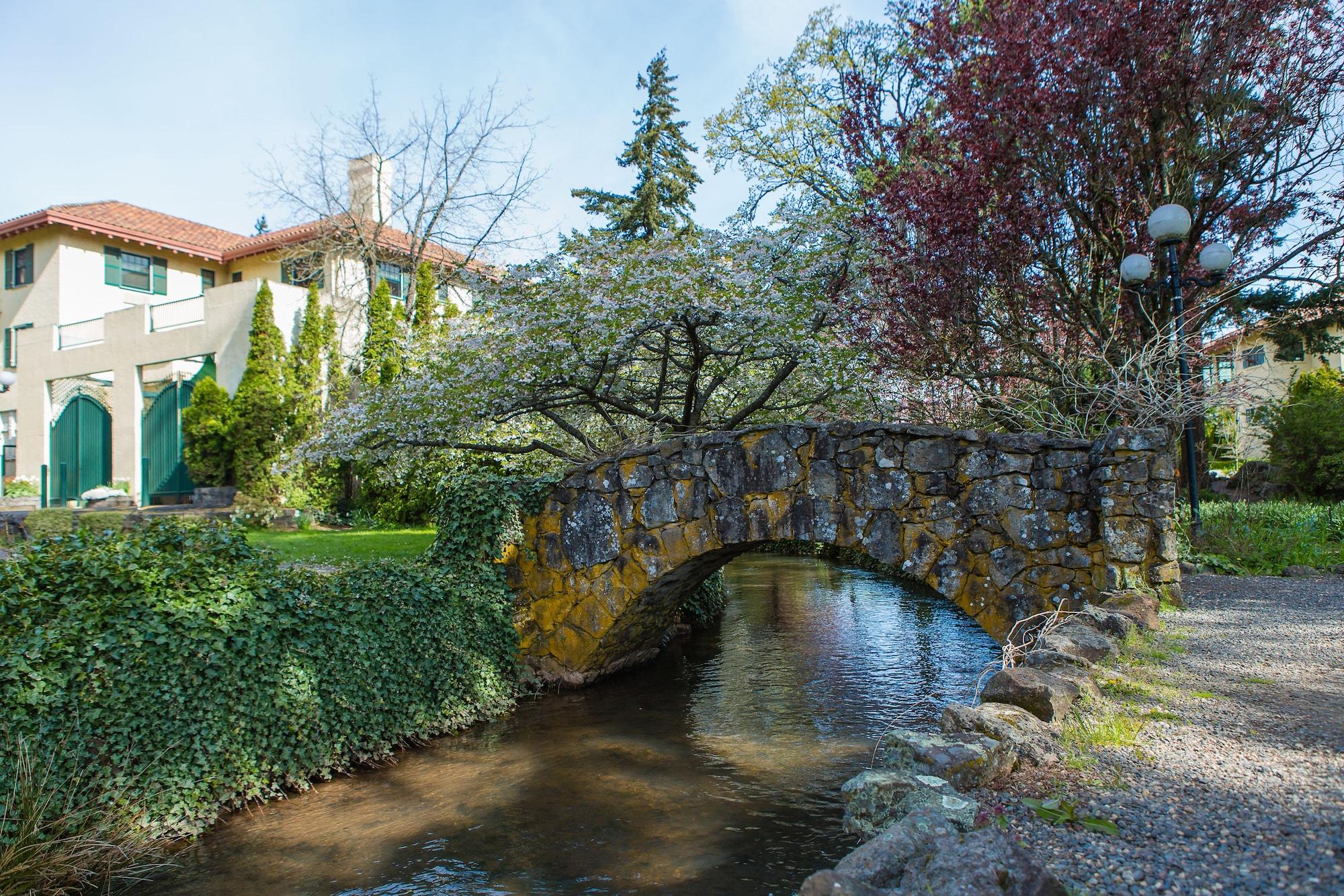 Columbia Gorge Hotel & Spa ฮูดริเวอร์ ภายนอก รูปภาพ