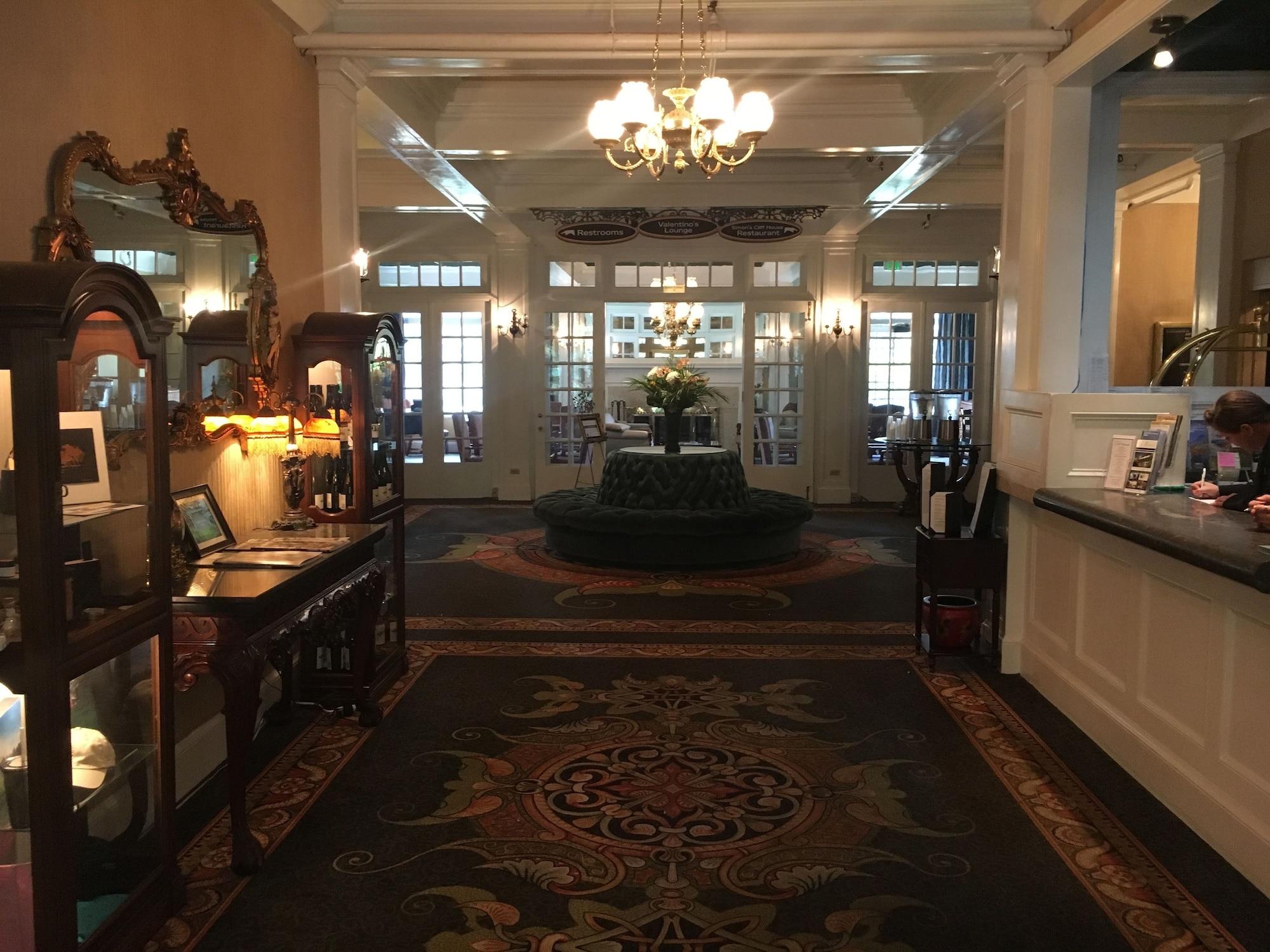 Columbia Gorge Hotel & Spa ฮูดริเวอร์ ภายนอก รูปภาพ