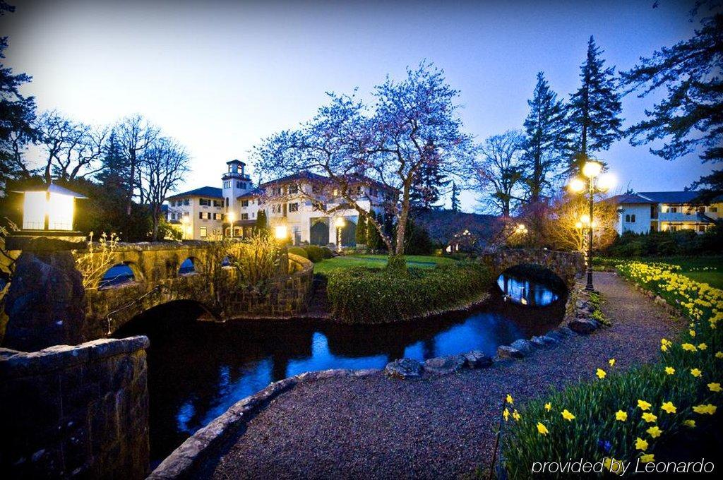 Columbia Gorge Hotel & Spa ฮูดริเวอร์ ภายนอก รูปภาพ
